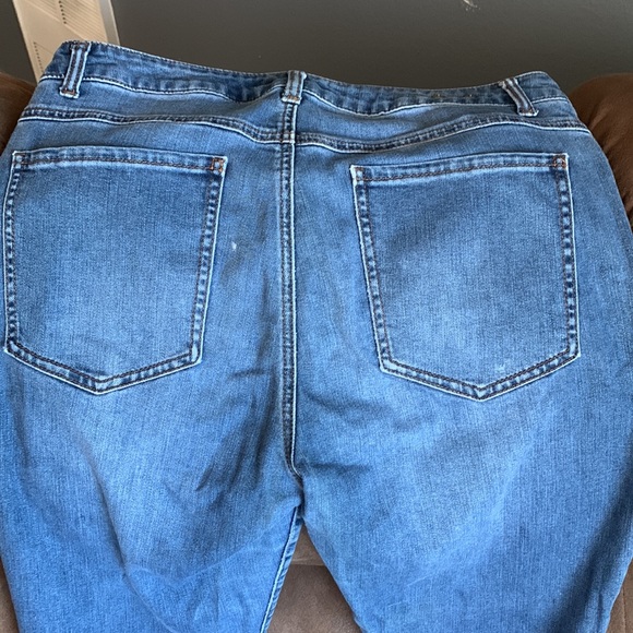 New cabi jeans - Picture 5 of 5